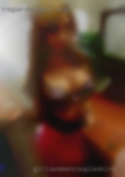 Girls/women/couples/kink girls-russellville AR - whatever.