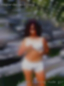 I don't really believe in ideal looking nude girls people.